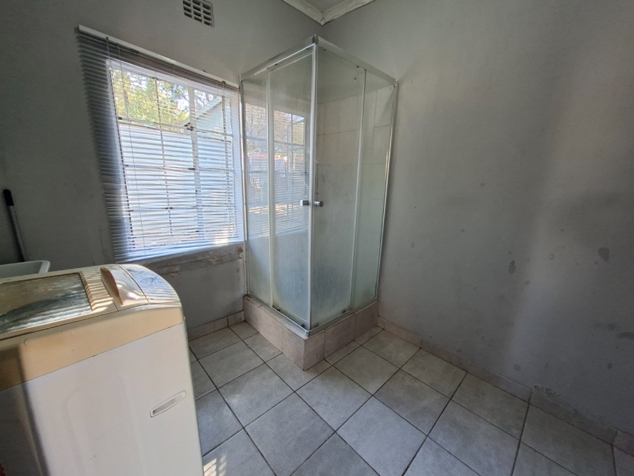 6 Bedroom Property for Sale in Park West Free State
